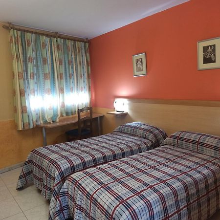 Hostal Restaurante Baraka Alagón Extérieur photo