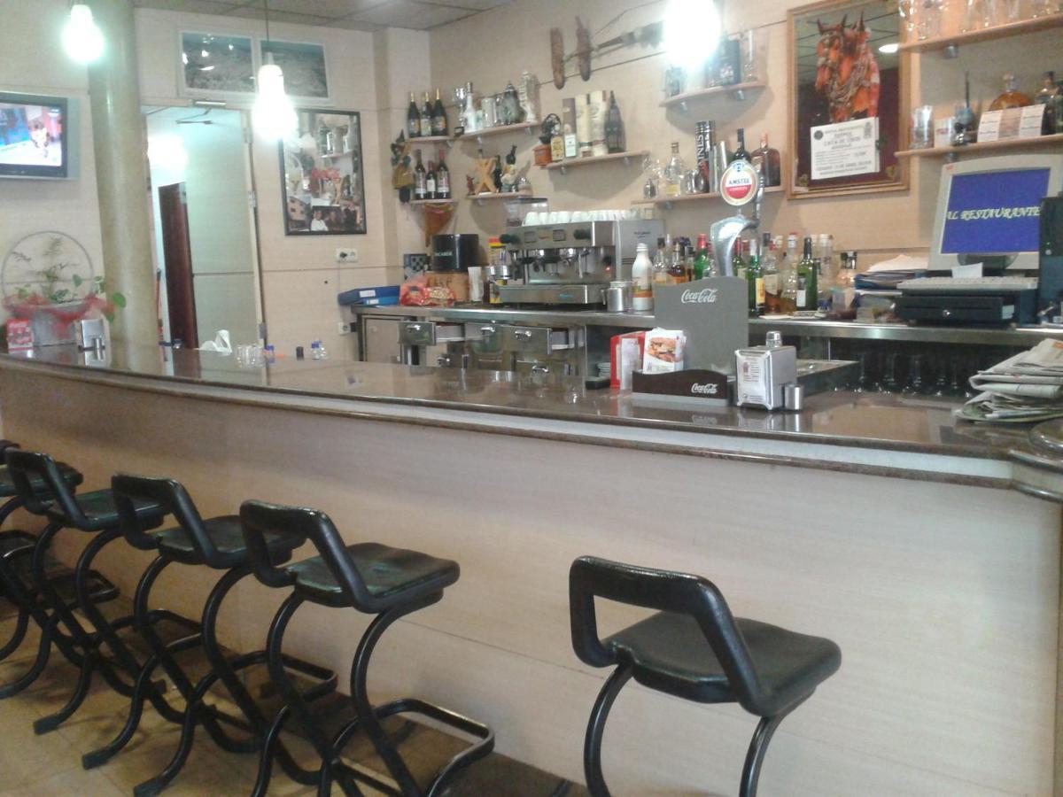 Hostal Restaurante Baraka Alagón Extérieur photo
